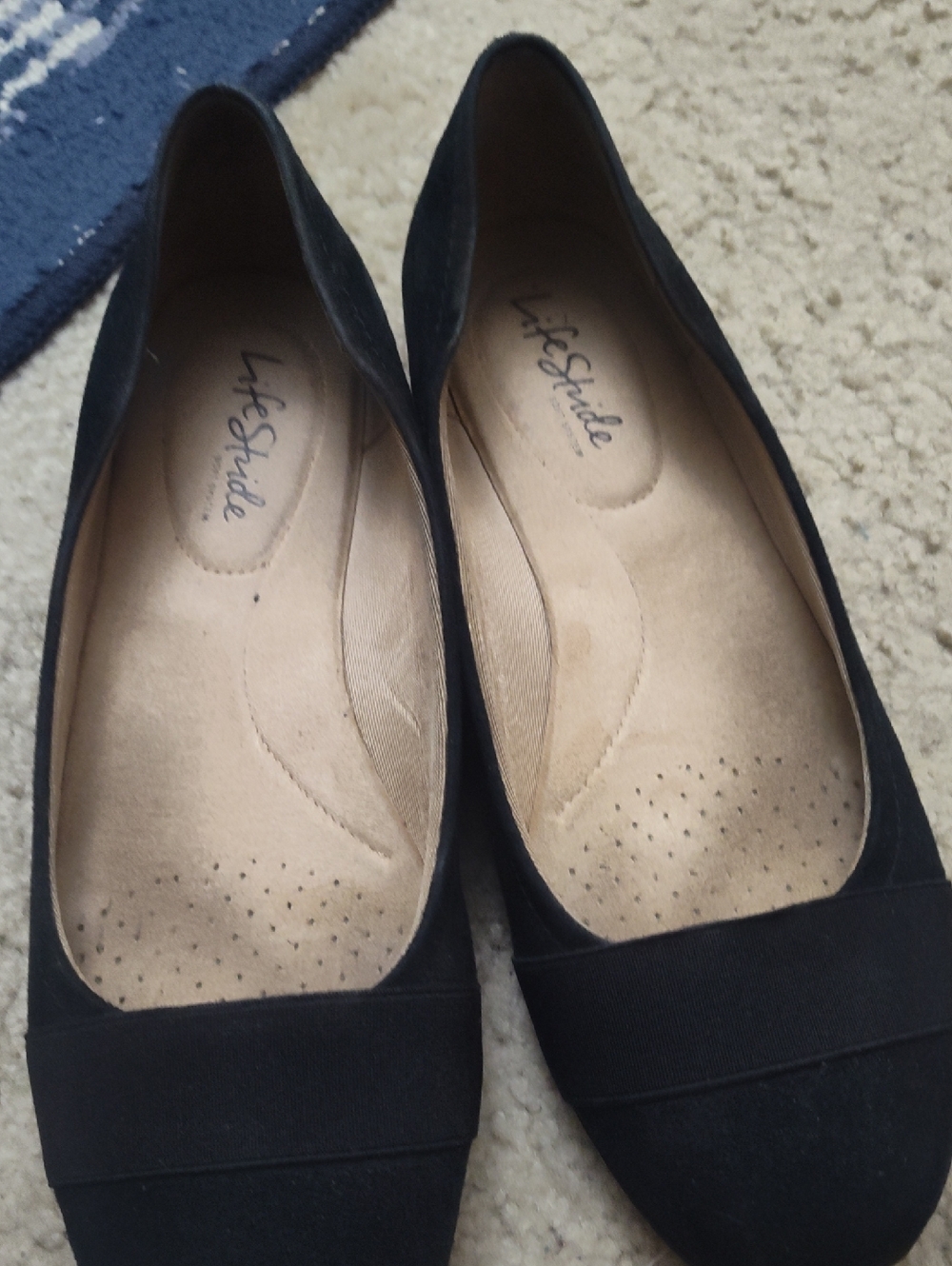 Life Stride Black Slip-On Ballet Flats. These Are An Excellent Worn Condition.